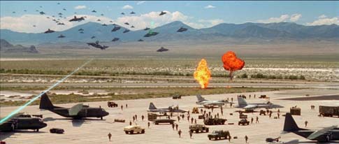 Independence Day (1994), Spaceship Attack